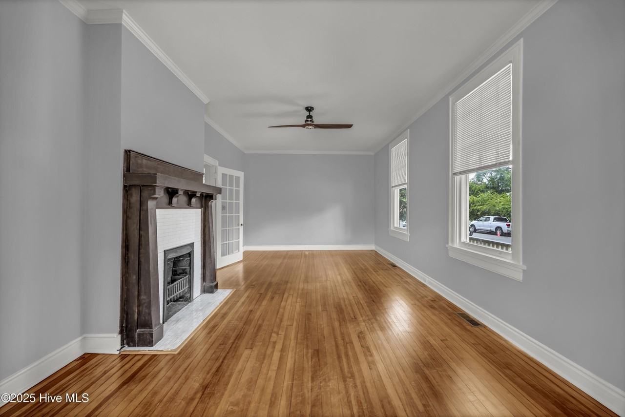 8 S 7th St Ste A #A - Photo 3 of 25