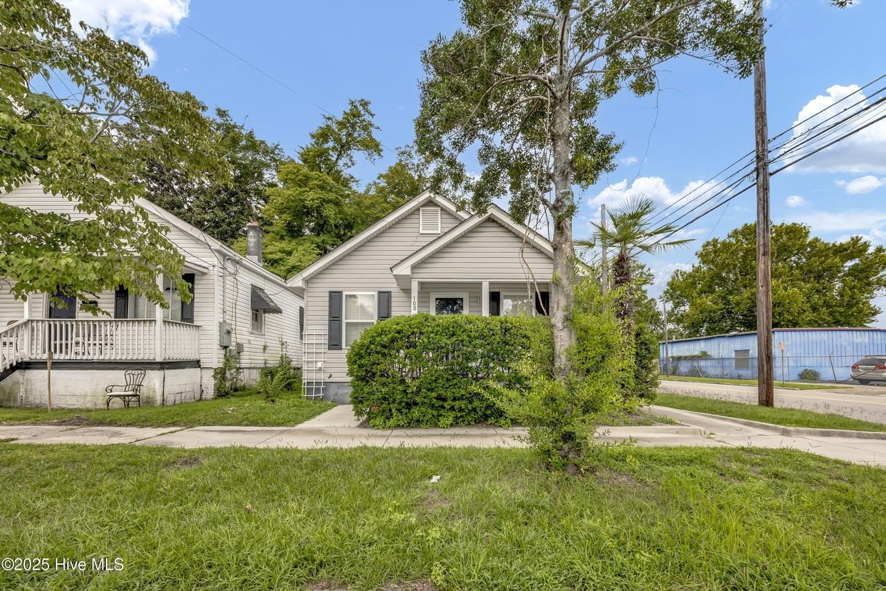 100 S 11th St - Photo 2 of 19