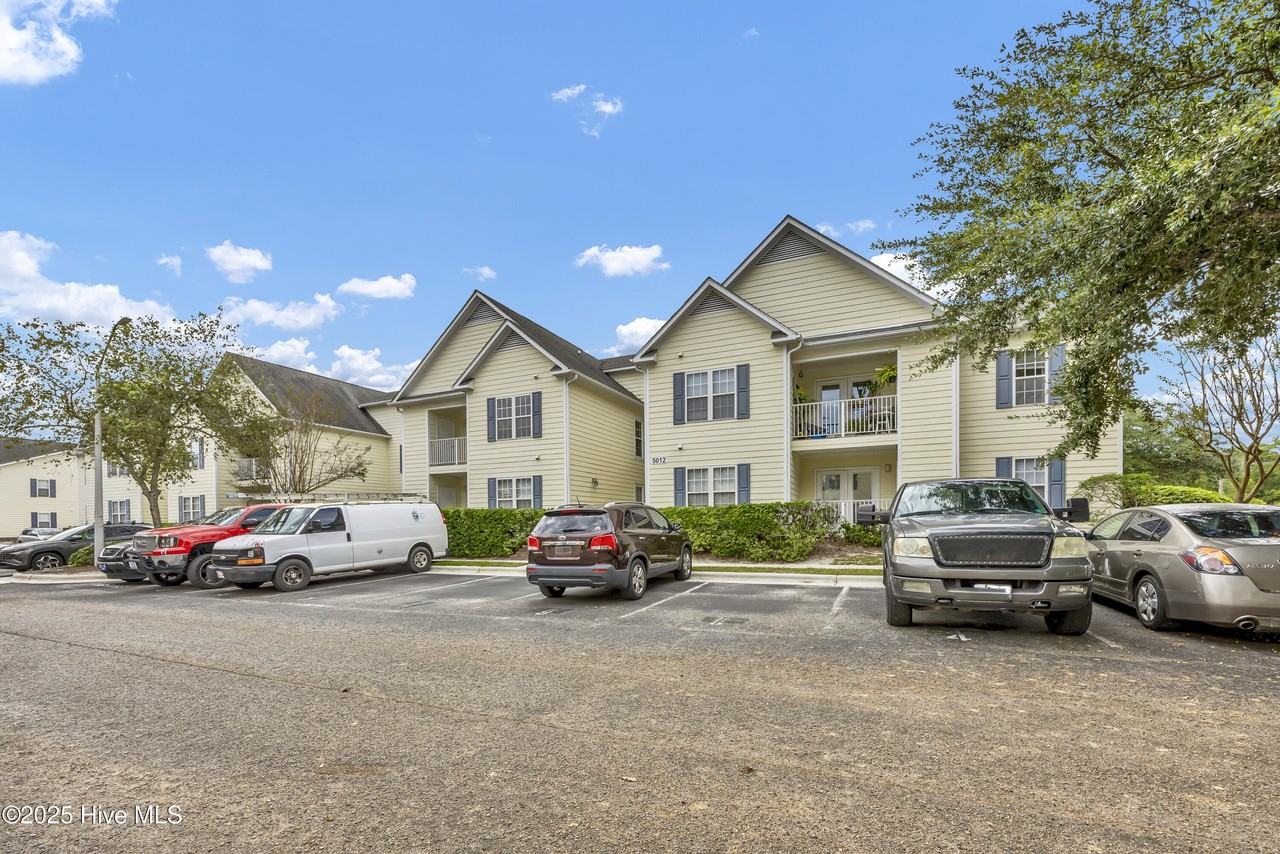 5012 Hunters Trl Unit 7 #7 - Photo 3 of 32