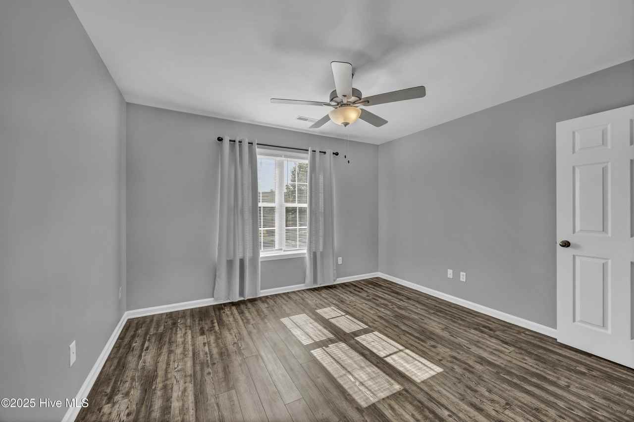 4609 Mcclelland Dr Unit D204 #D204 - Photo 4 of 29