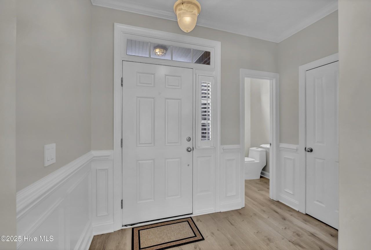 4844 Whitner Dr - Photo 3 of 27