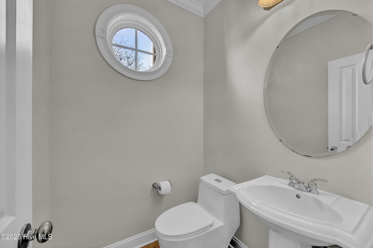 4844 Whitner Dr - Photo 5 of 27