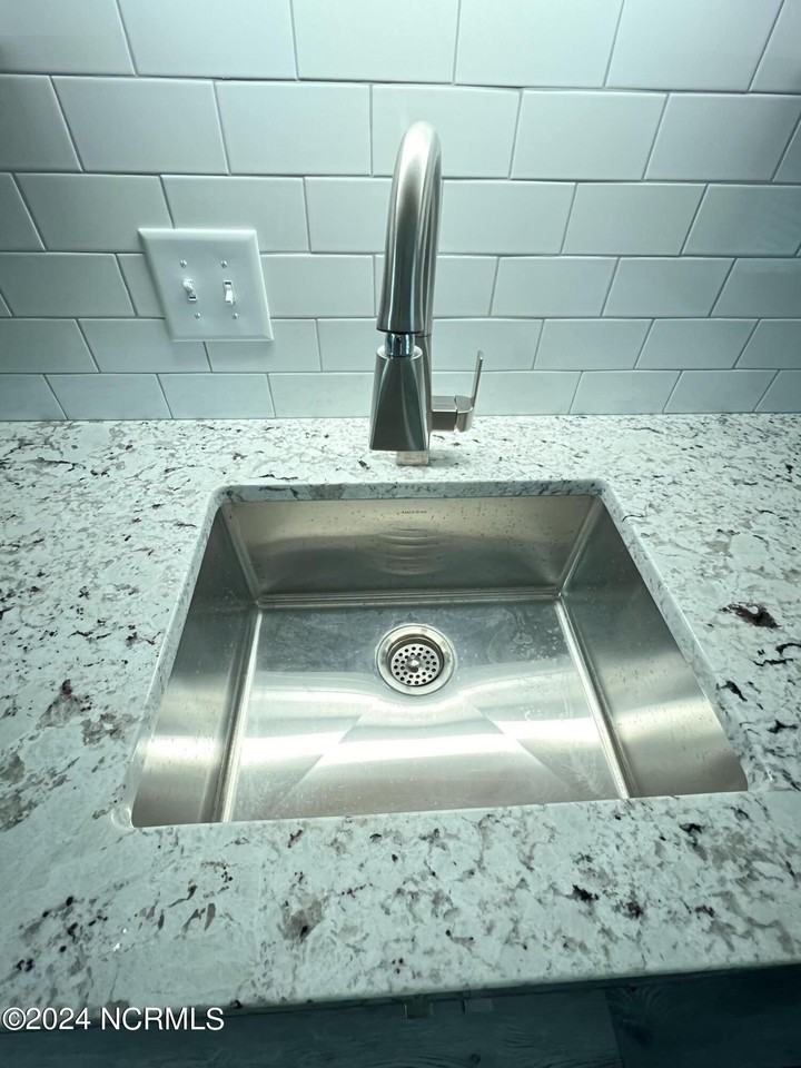 209 Bonnie Brook Rd #2 - Photo 5 of 12