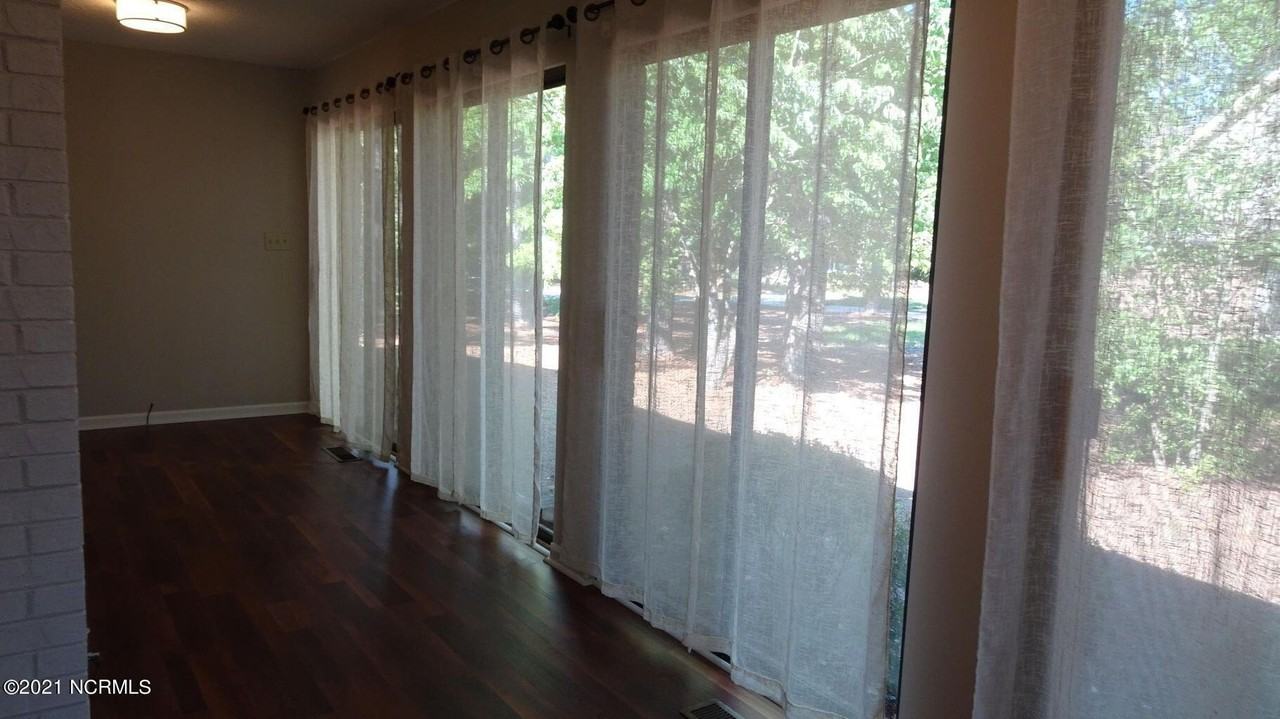 1410 Monticello Dr - Photo 6 of 23