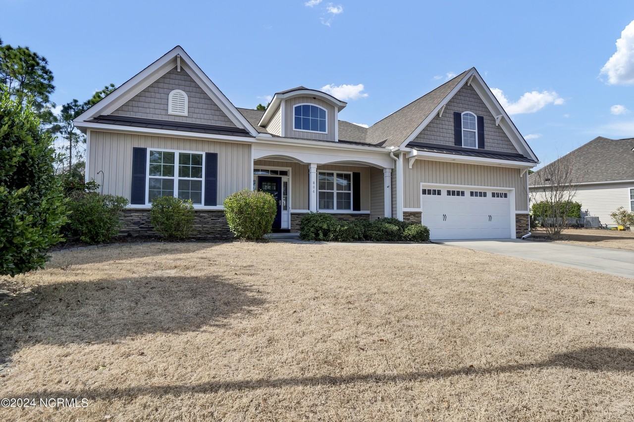 804 Ovates Ln - Photo 3 of 32