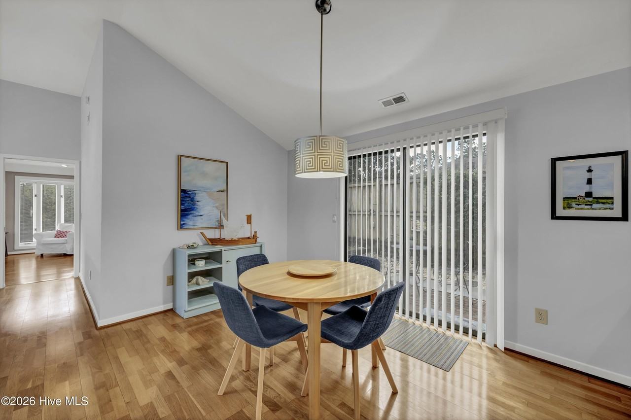 1003 Bay Branch Cir - Photo 6 of 25