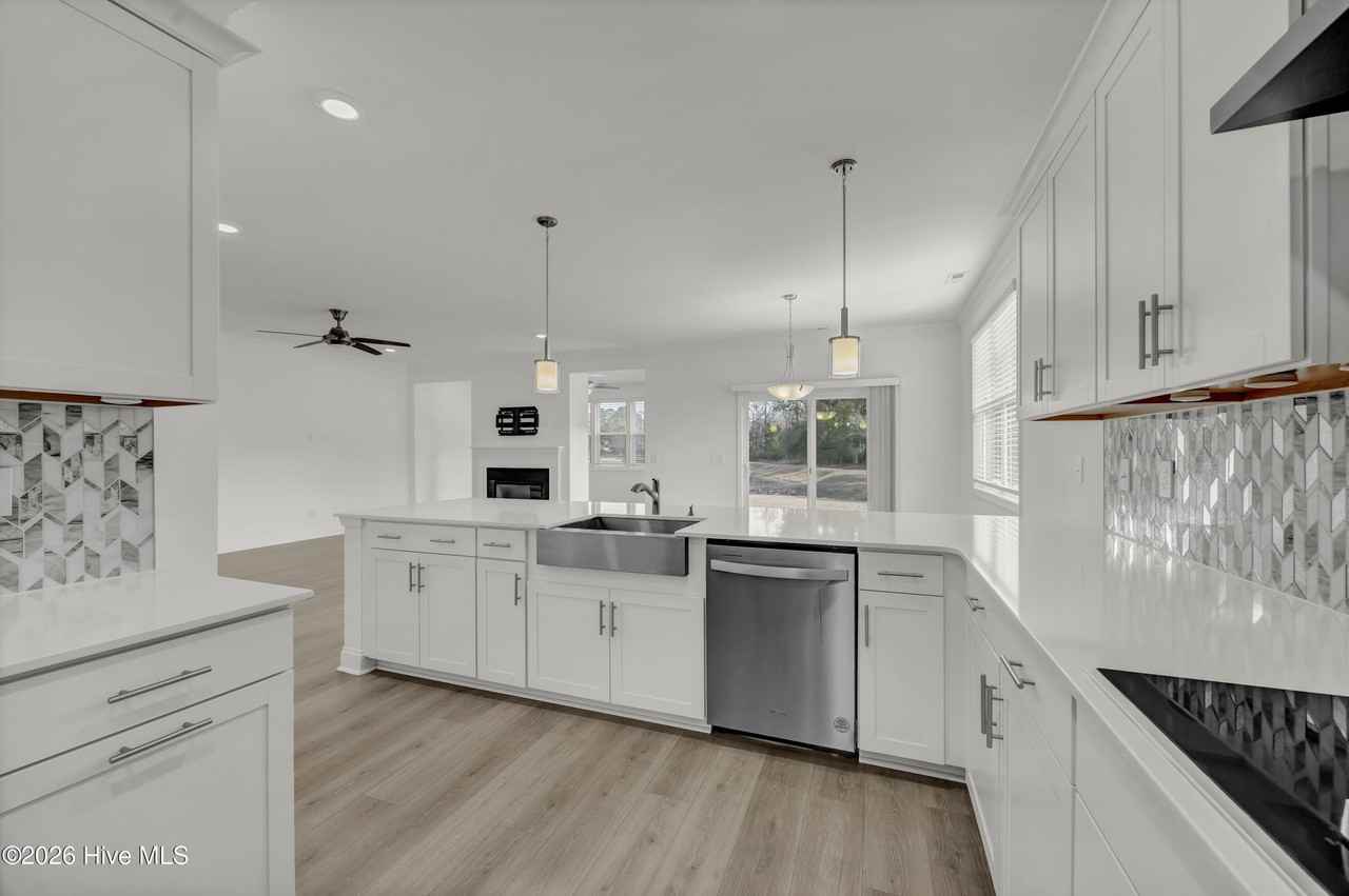 3509 Awendaw Ct - Photo 4 of 26