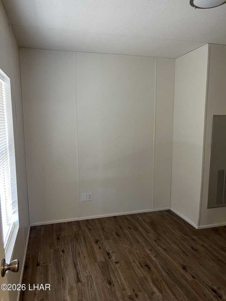 1100 Riverside Dr Spc 119 #119 - Photo 6 of 6