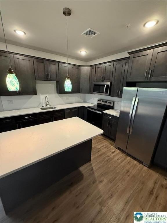 1036 Blake St Apt 101 #101 - Photo 4 of 12