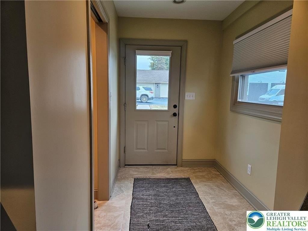 8115 Main St - Photo 6 of 37