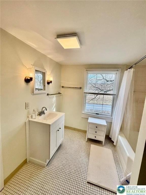 6024 Front St - Photo 6 of 12