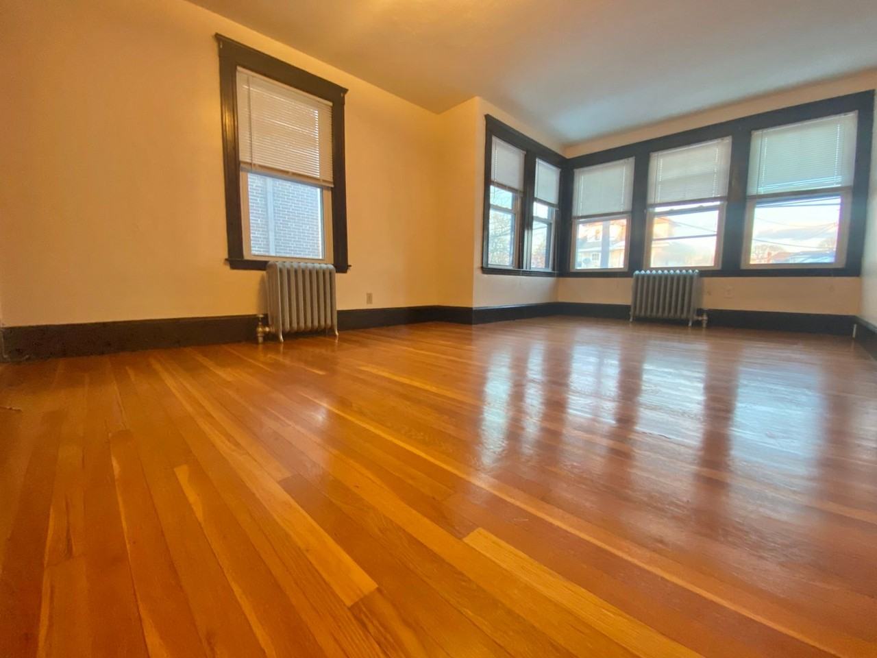 229-231 Independence Ave - Photo 3 of 17