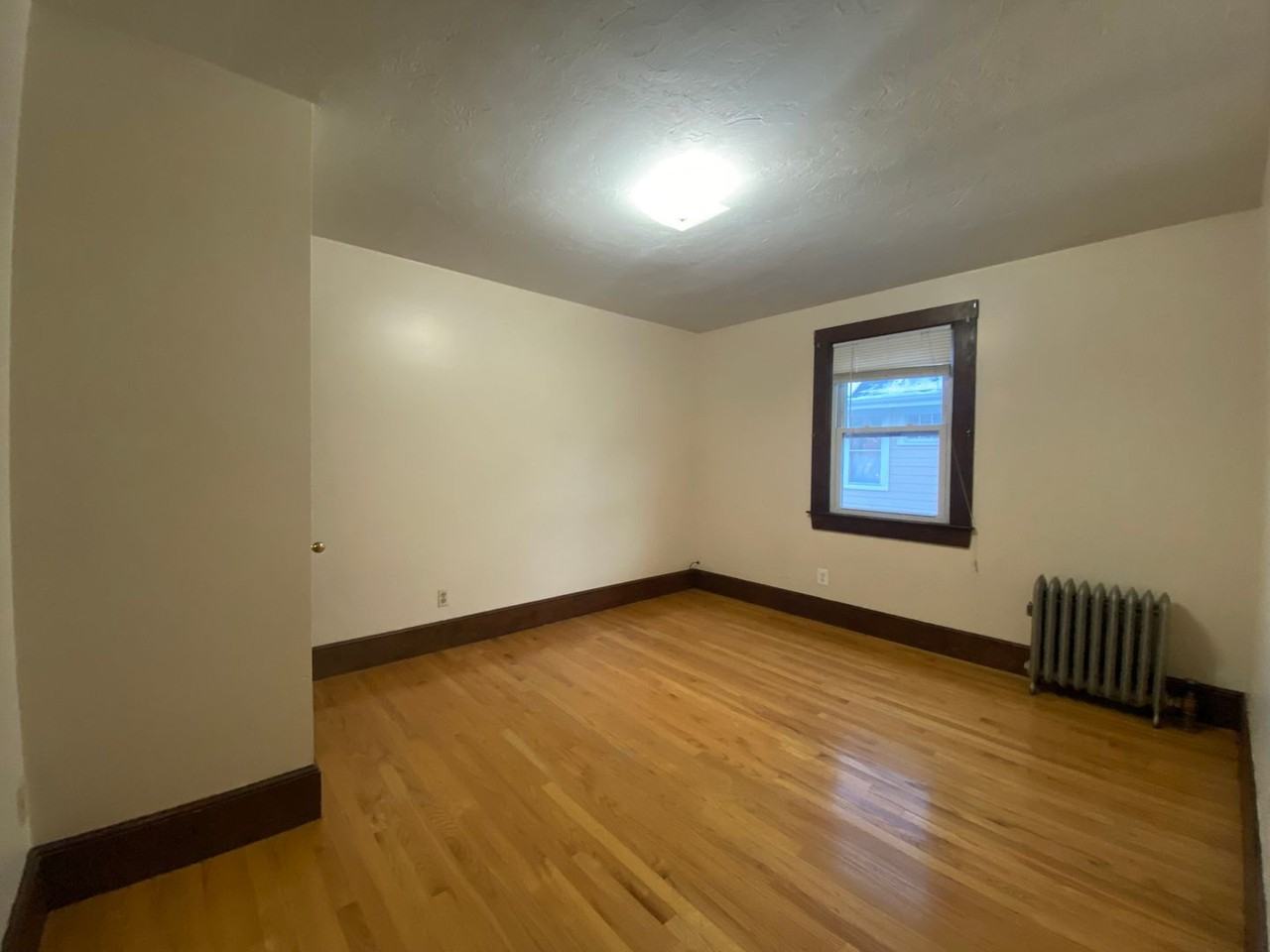 229-231 Independence Ave - Photo 5 of 17