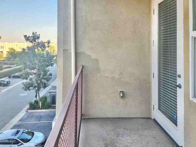 12842 Palm St #204 - Photo 6 of 29