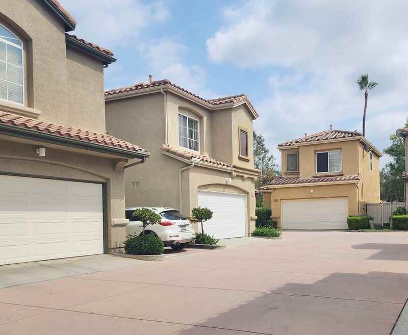 188 Calle De Los Ninos - Photo 3 of 40