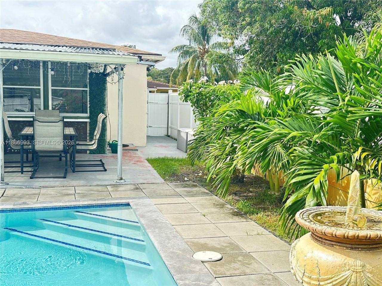 1935 Arthur St #0 - Photo 6 of 28