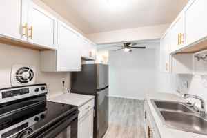 featured image of 1630 Linden Dr