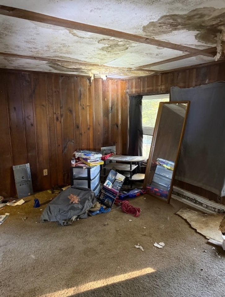 114 Outer Dr - Photo 3 of 38