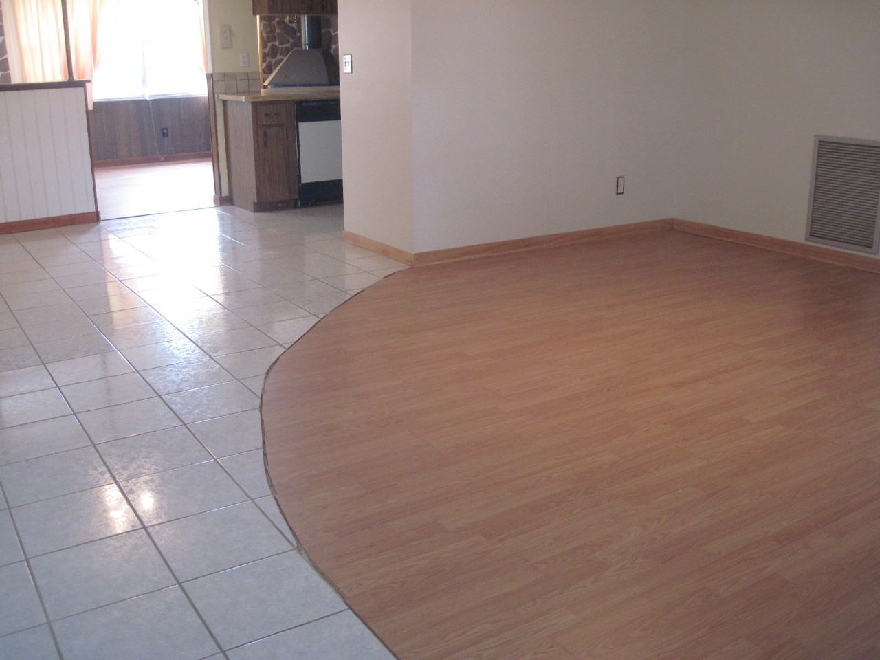 5103 Idlewild St - Photo 3 of 11