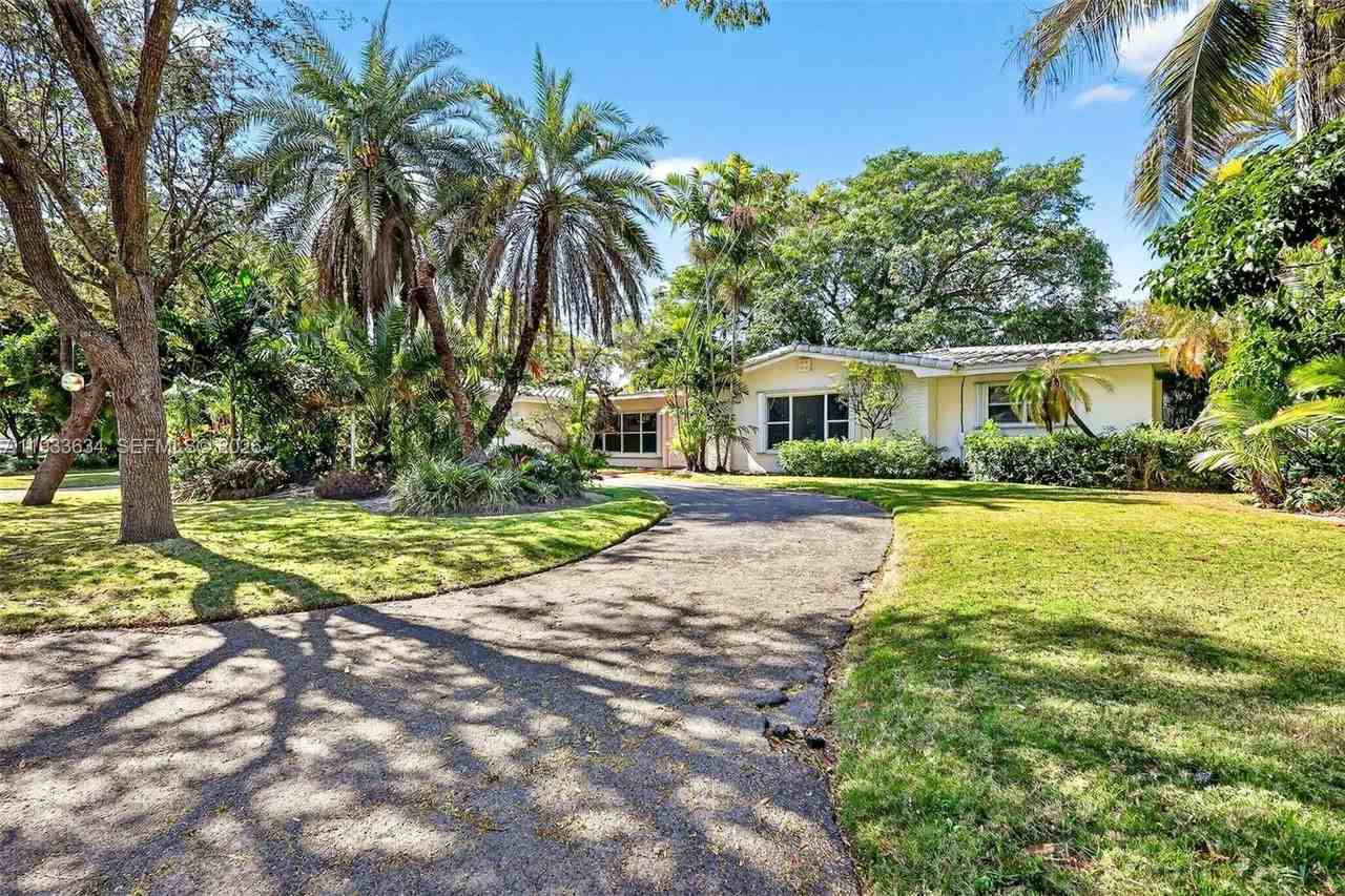 11890 Sw 72nd Pl - Photo 3 of 39