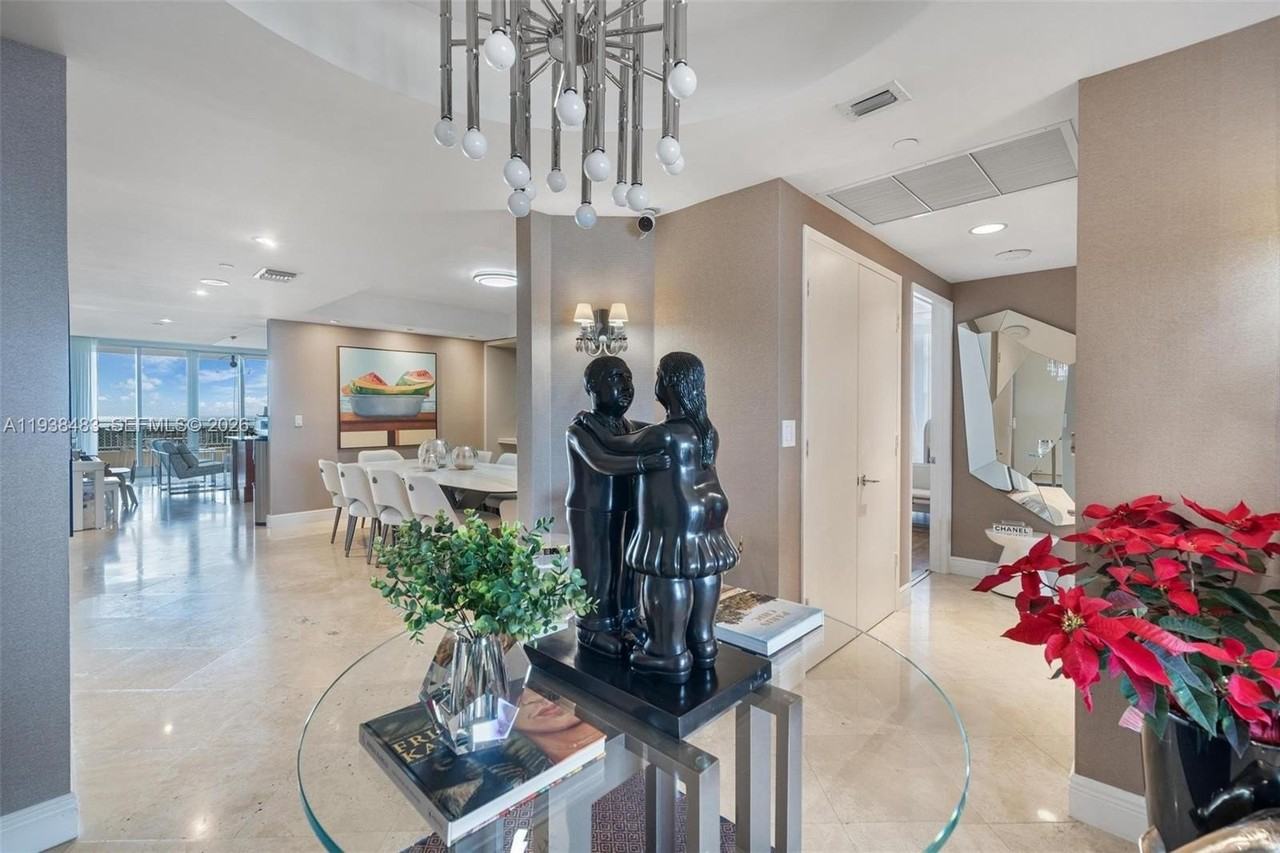 799 Crandon Blvd #908 - Photo 7 of 30