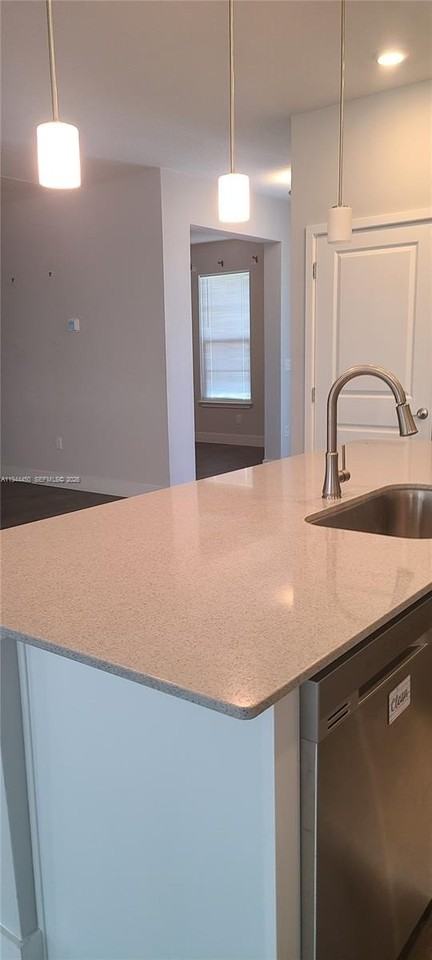 1810 Calmar St Nw #1810 - Photo 3 of 6