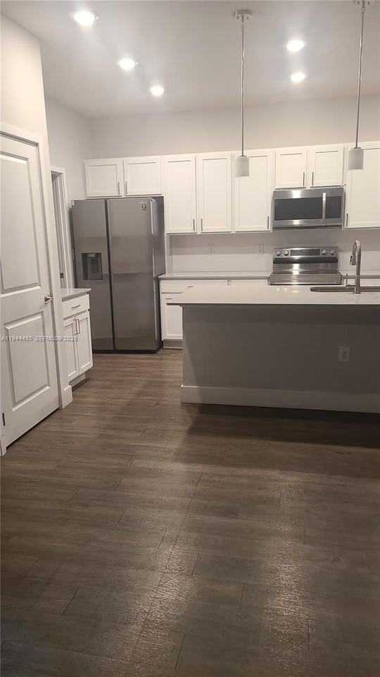 1810 Calmar St Nw #1810 - Photo 6 of 6