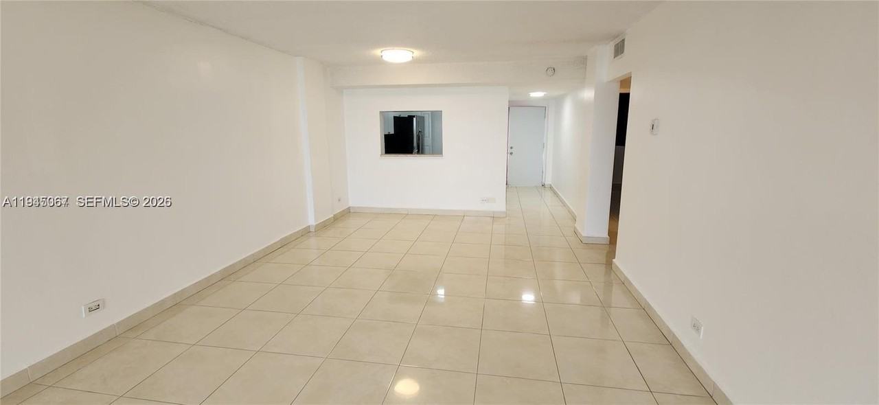 3660 Ne 166th St #703 - Photo 5 of 18