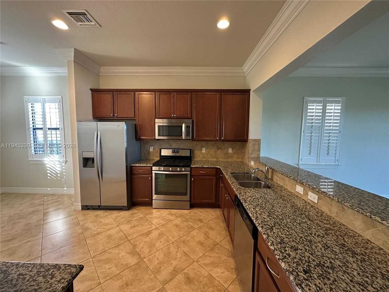 3071 Florence St - Photo 2 of 10