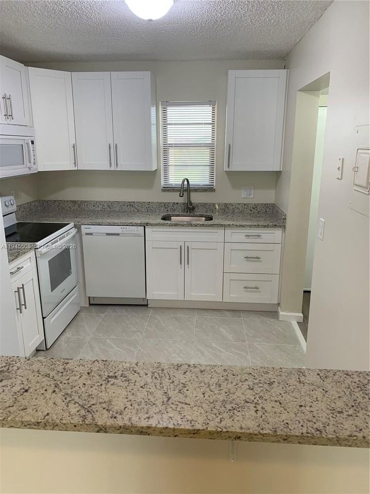 9273 Sw 8th St #411 - Photo 4 of 21