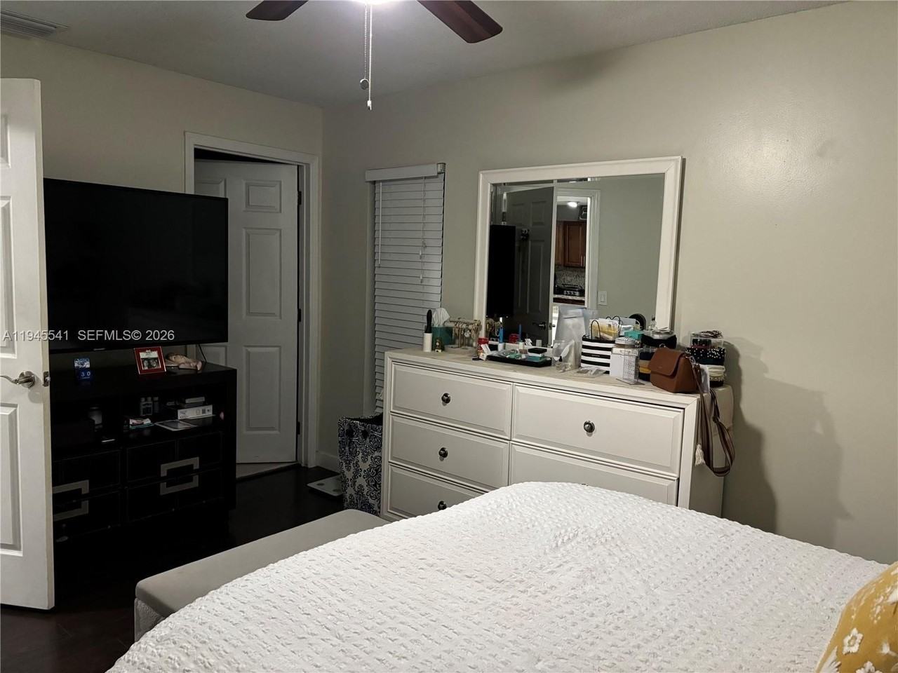 9716 Nw 51st Ter - Photo 4 of 18