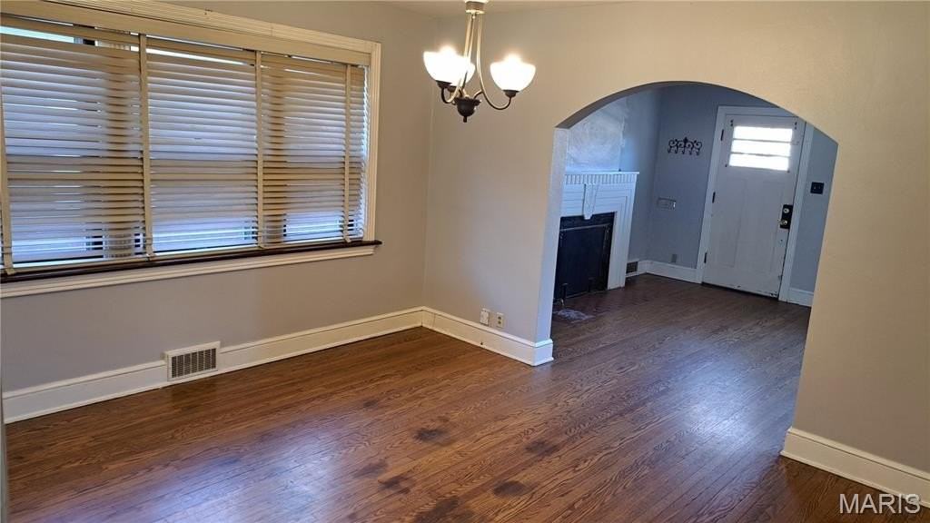 3928 Fillmore St - Photo 2 of 8