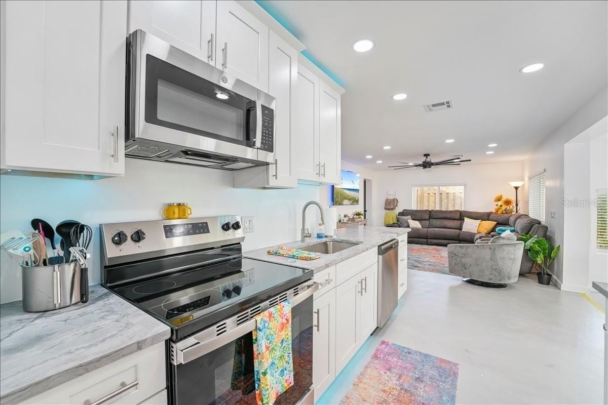 5021 Us Highway 301 N - Photo 5 of 32