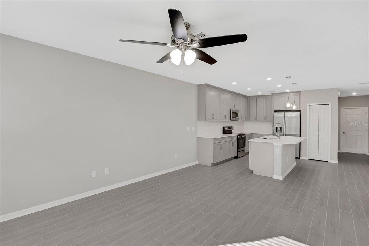 5634 Tripoli Dr - Photo 6 of 36