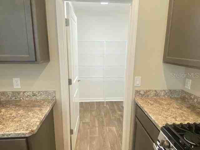 5531 Millican Ave - Photo 5 of 30