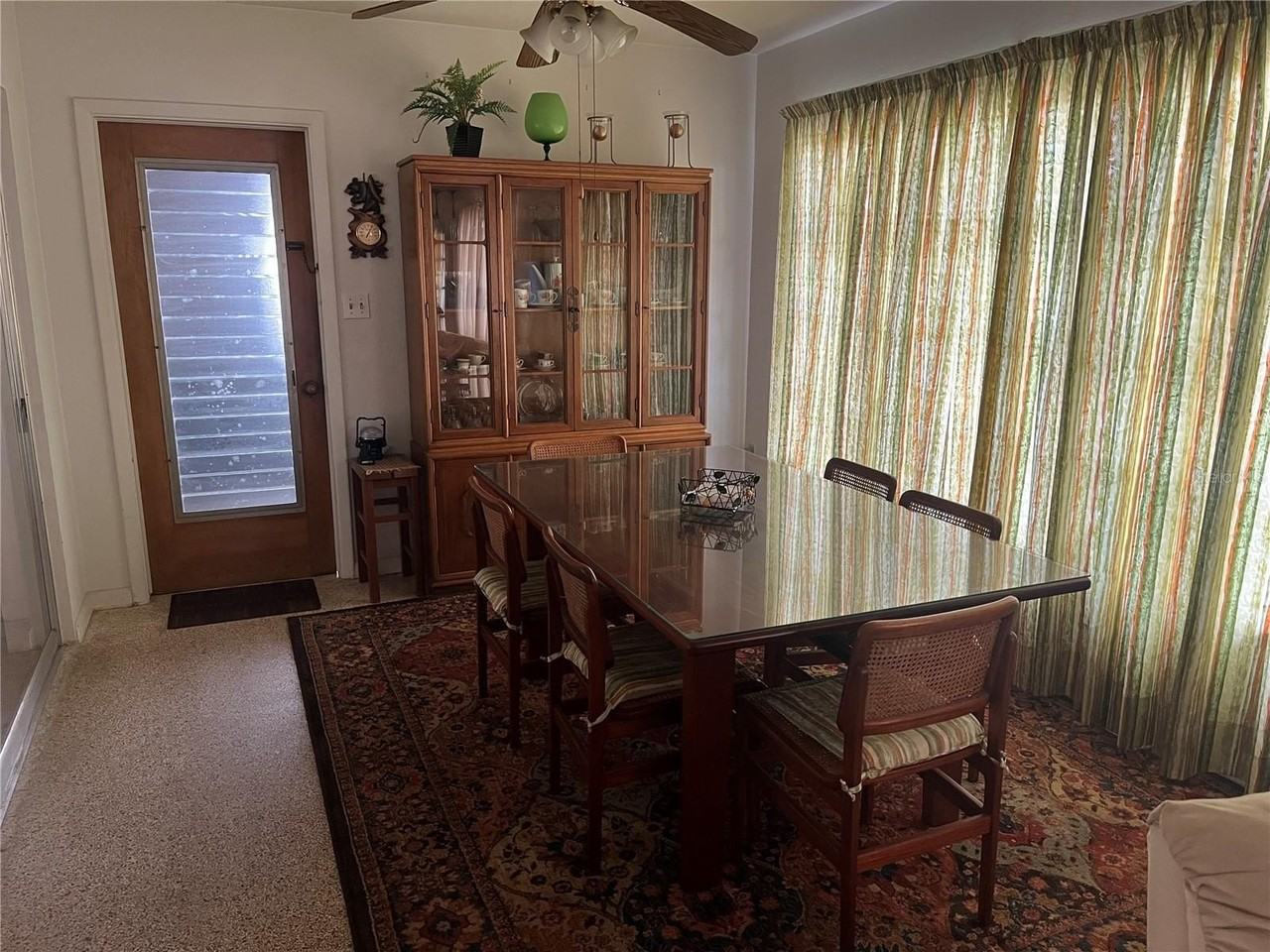 505 Granada Ave - Photo 4 of 30