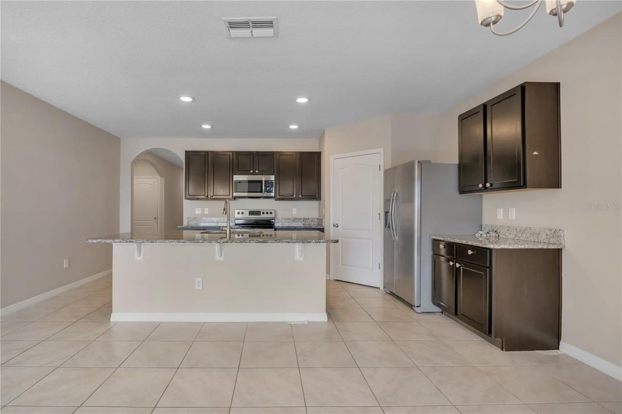 9024 Tuscan Cypress St - Photo 7 of 26