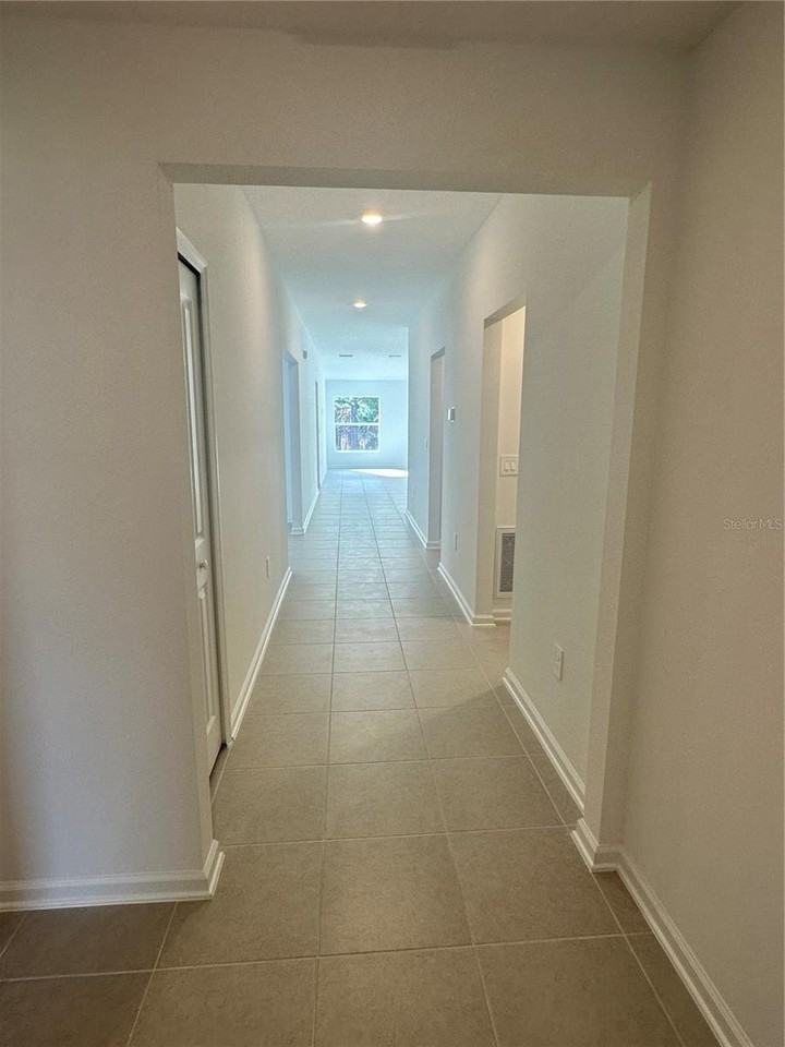 5434 Lewisham Dr - Photo 2 of 32