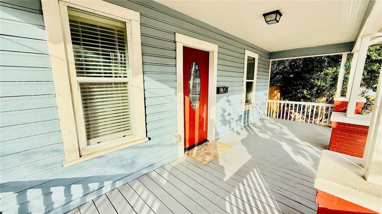 1210 E 33rd Ave - Photo 2 of 26