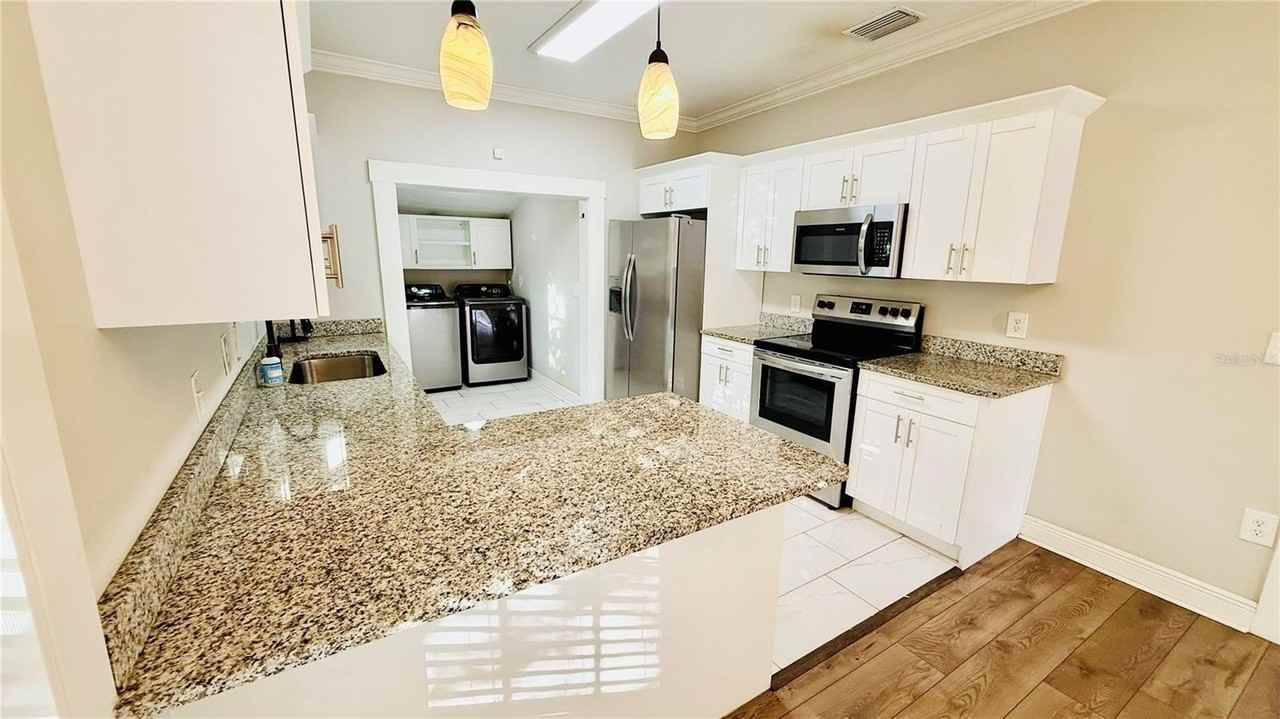 1210 E 33rd Ave - Photo 6 of 26