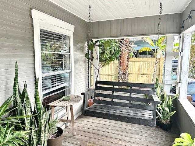 412 E Floribraska Ave - Photo 2 of 18