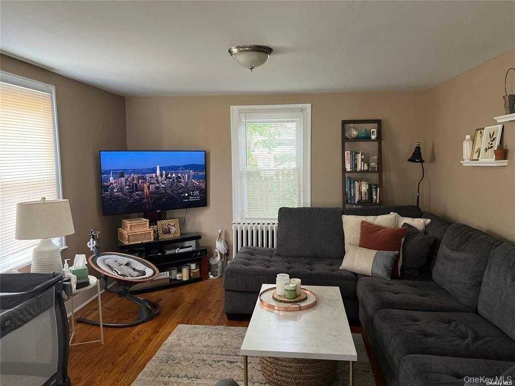 58 Floyd Pl - Photo 6 of 12