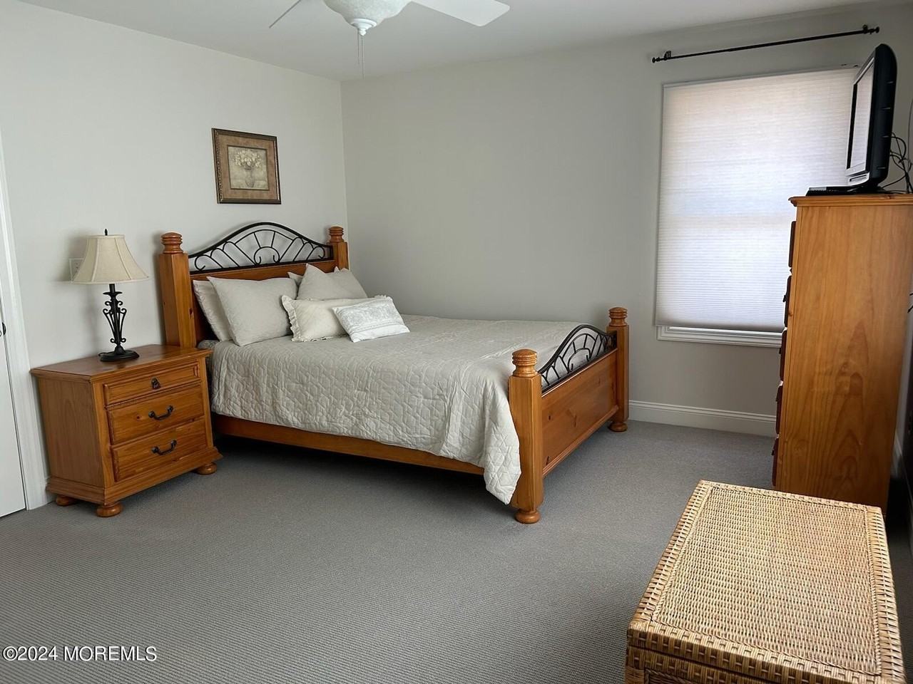 111 Jersey City Ave - Photo 7 of 15