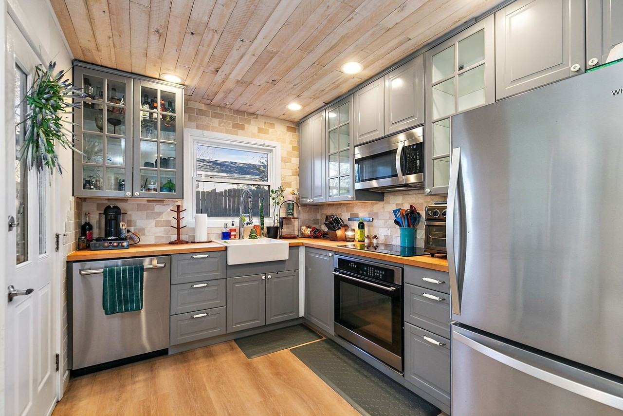 614 N Hough St Unit A #A - Photo 6 of 16