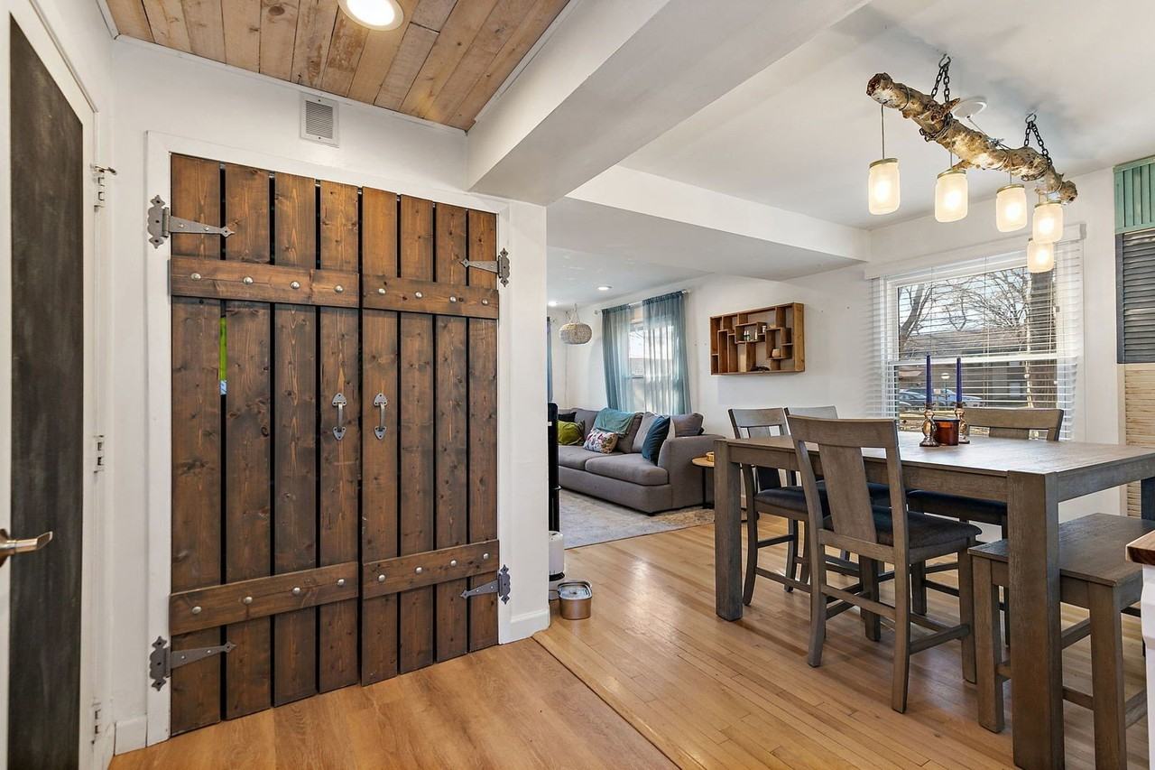 614 N Hough St Unit A #A - Photo 7 of 16