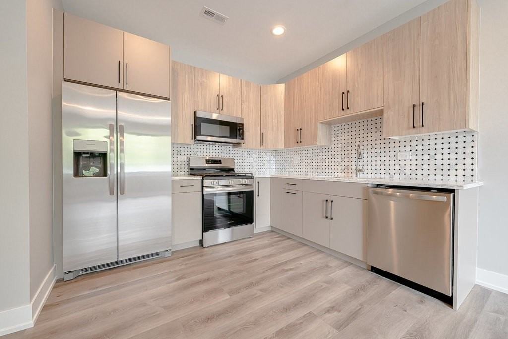 13426 Olde Western Ave Unit 203 #203 - Photo 5 of 10