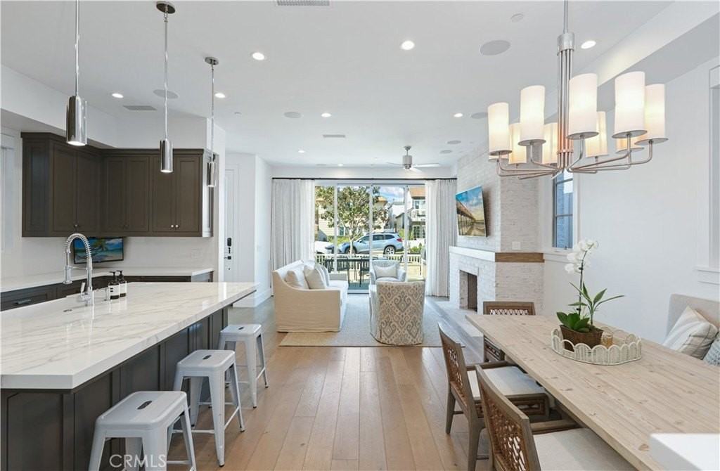 708 Heliotrope Ave - Photo 6 of 42