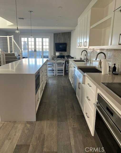 2929 Sandy Pointe #19 - Photo 2 of 17