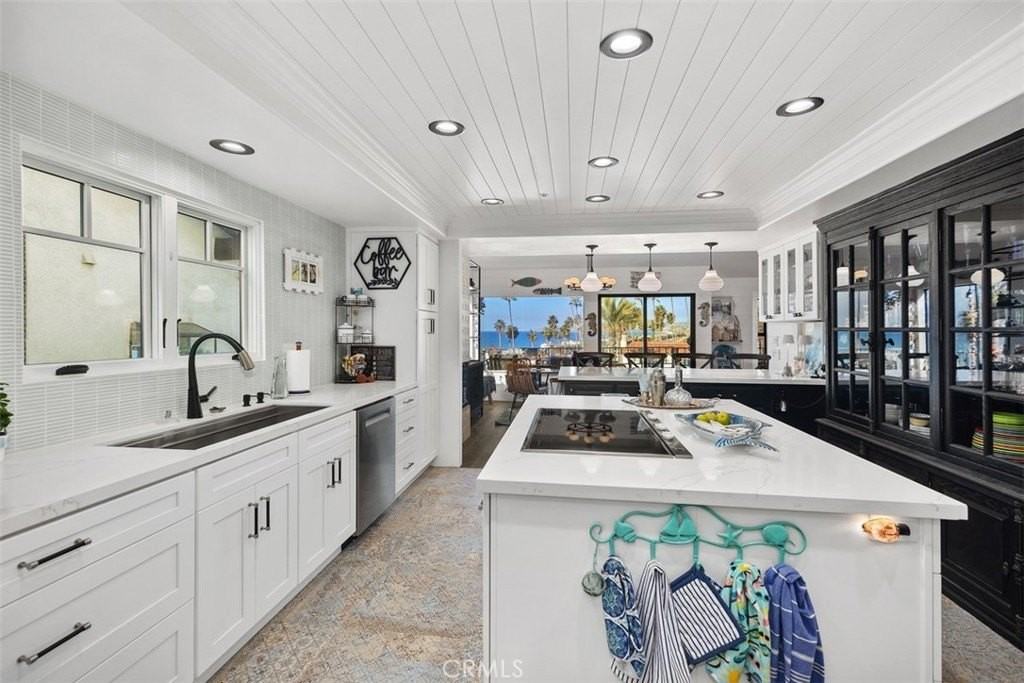 115 Boca De La Playa #B - Photo 6 of 50