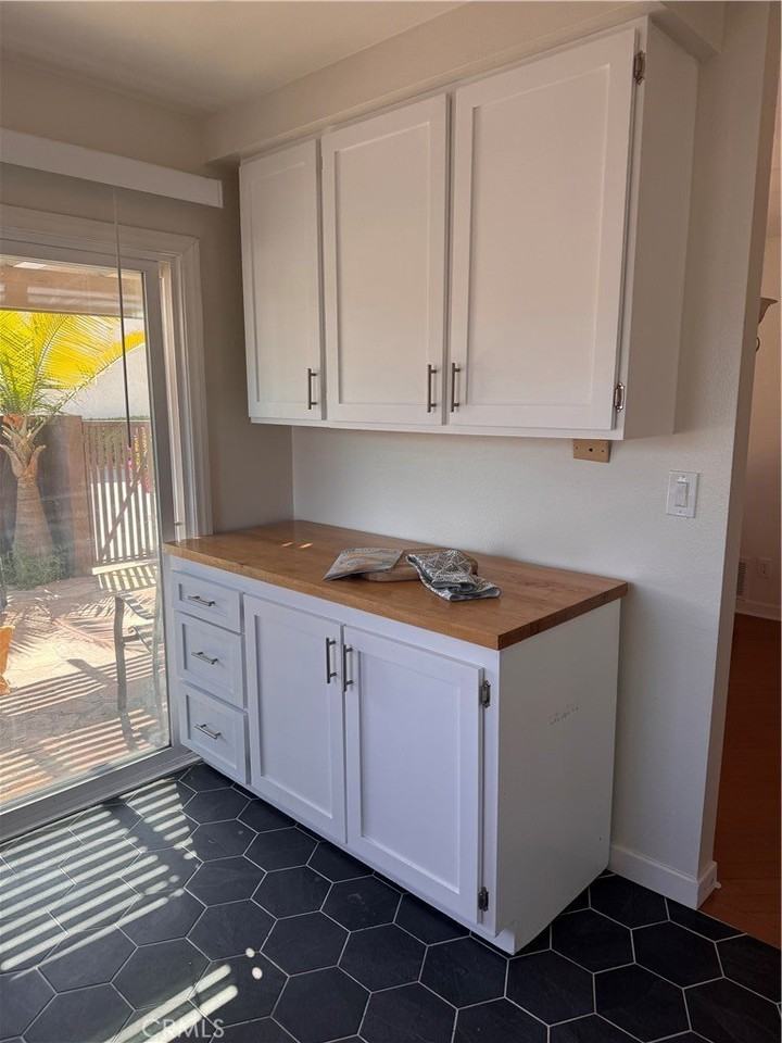 25761 Player Dr - Photo 4 of 6